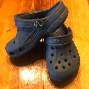 Toddler crocs size 8/9. Good condition.